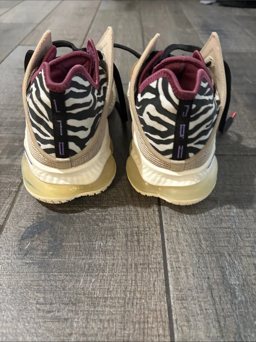 Nike LeBron 19 “Safari” Men’s 9.5